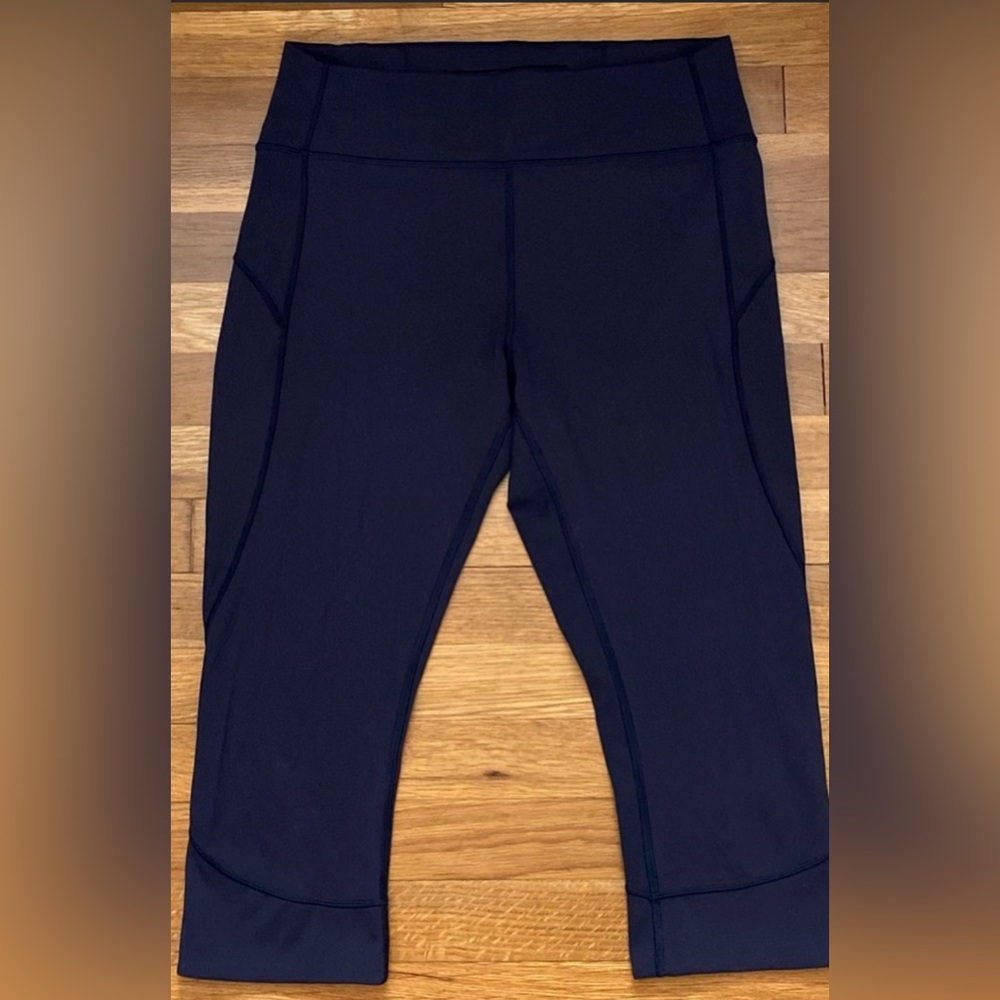 [Lululemon] In Movement Crop Everlux 19" Midnight Navy